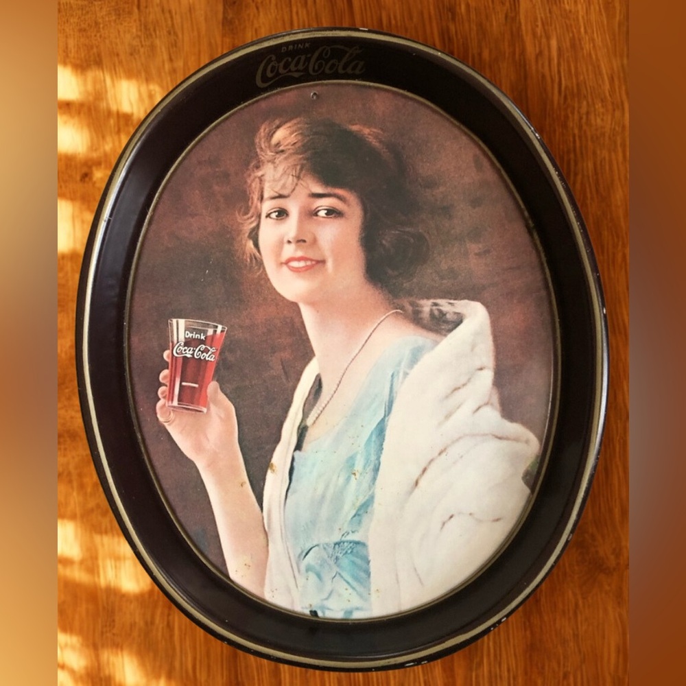 Vintage Coca-Cola Flapper Girl Tin Oval Metal Tray